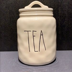 Rae Dunn TEA container